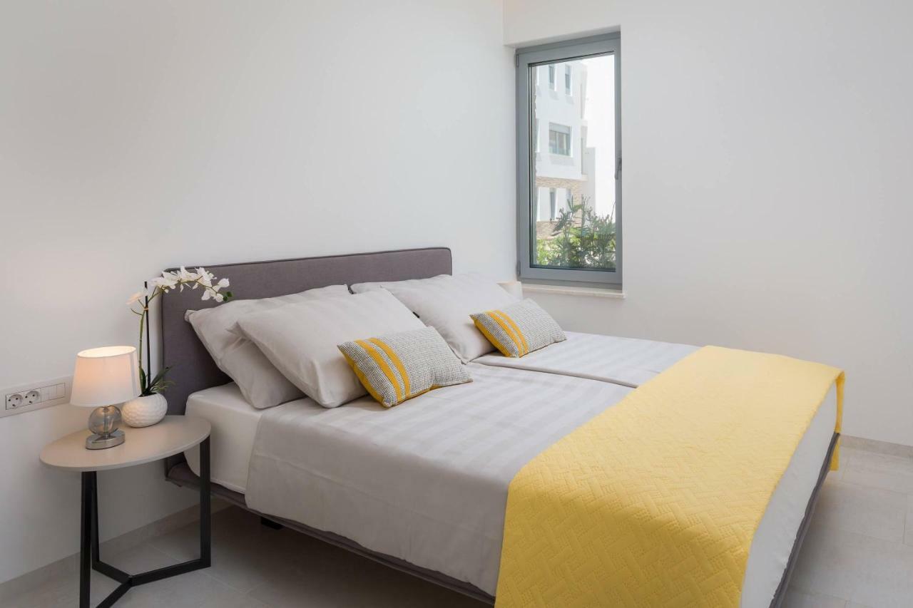 Luxury Design Beach Front Apartment Sukošan Extérieur photo